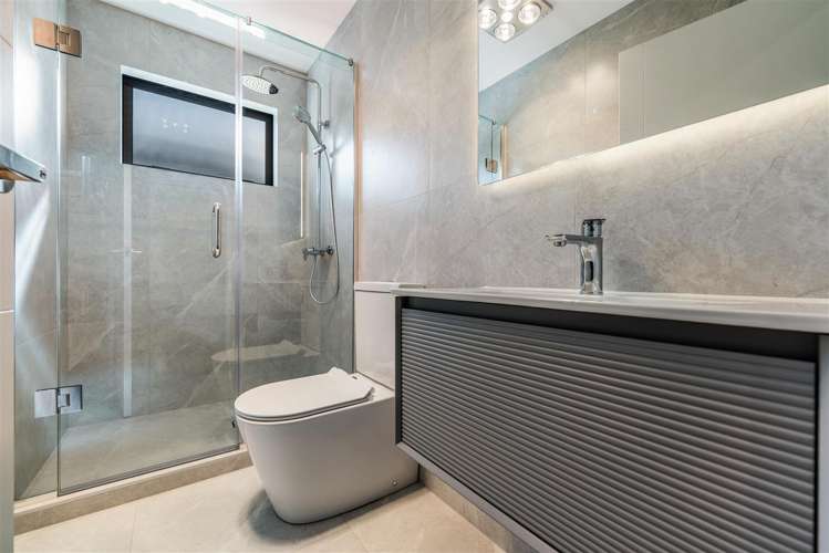 36 Whakairo Crescent Gulf Harbour_7