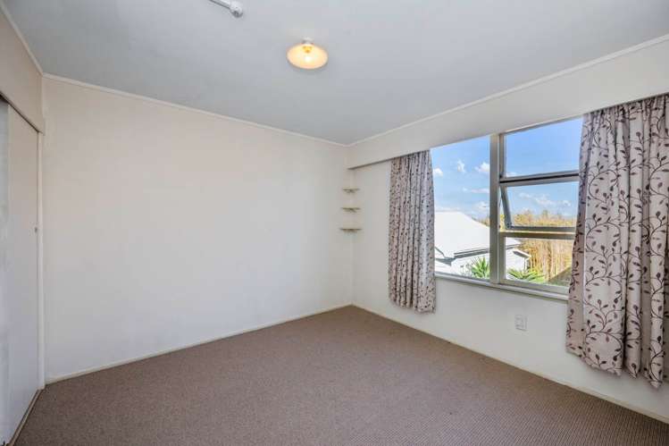 73 Lake Road Devonport_9