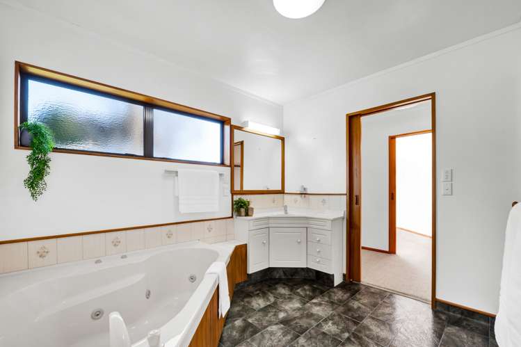 8 Argyle Place Highlands Park_19