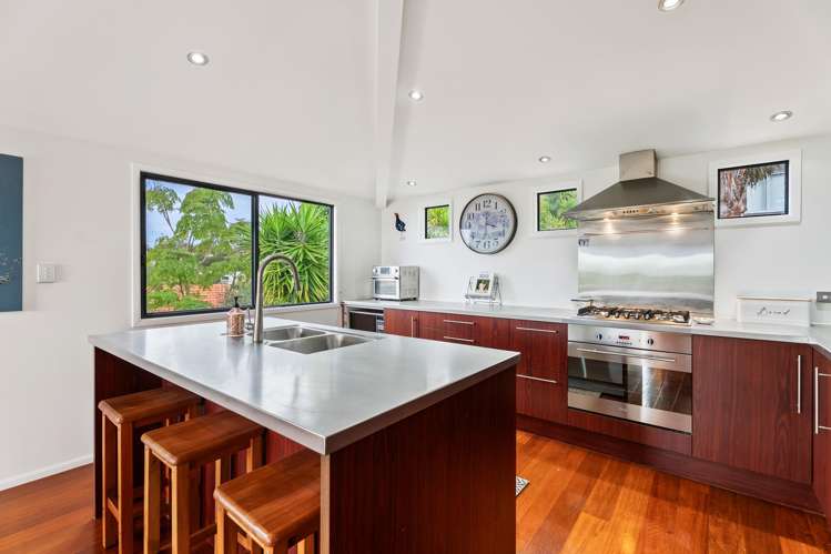 63b Kurahaupo Street Orakei_8