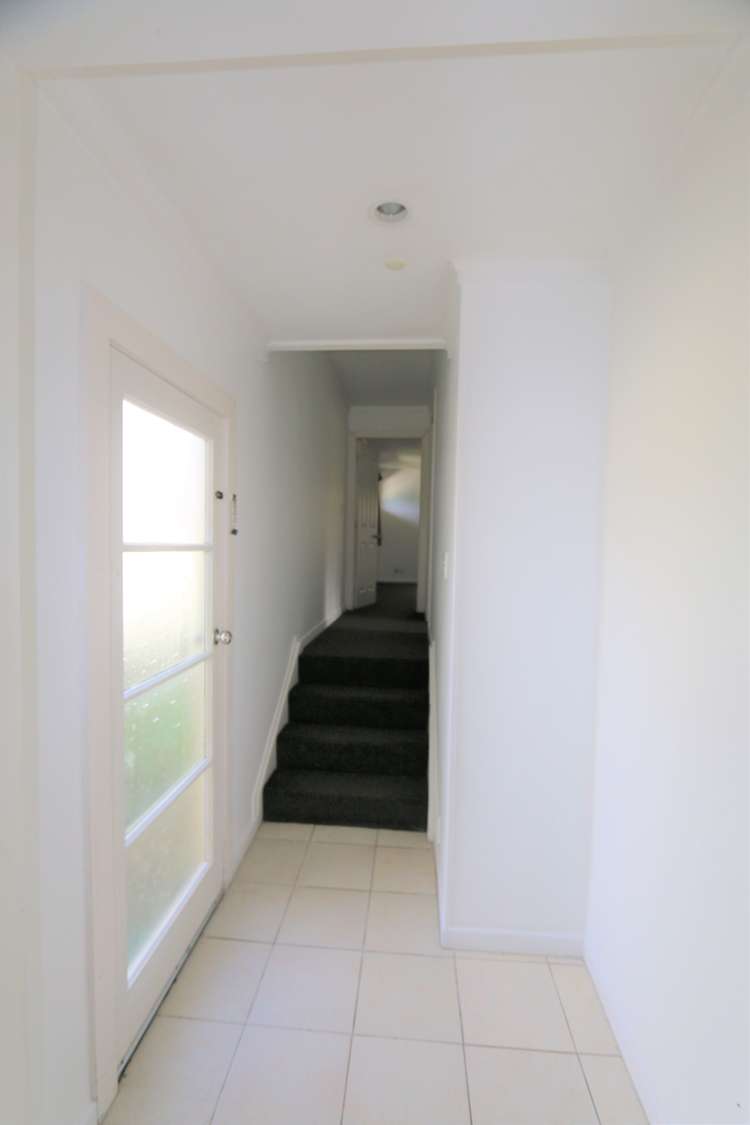 338 Glengarry Road Glen Eden_16