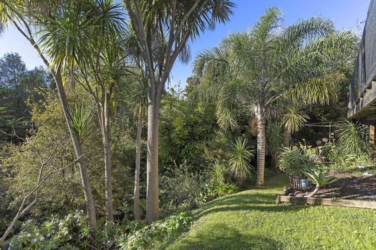 4 Sunnyview Road Greenhithe_17