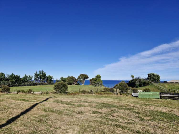 8 Chesterfield Road Awatuna_18