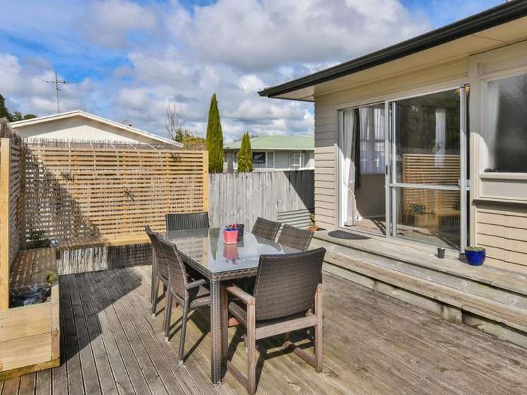 4 Lyndon Place Manurewa_2