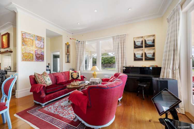 210 Clifton Road Whitford_17