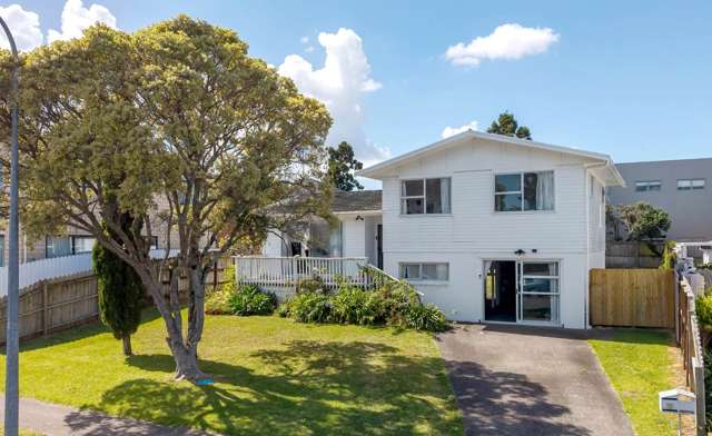 4 bedroom family house in Pakuranga