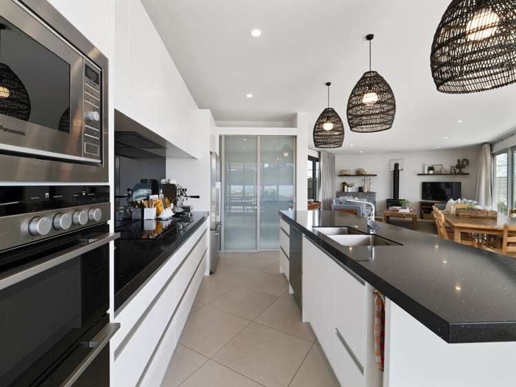 251 Omaha Drive Omaha_9