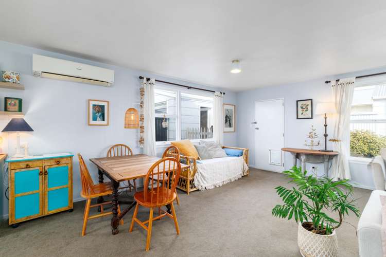 2/42 Pacific Road North New Brighton_6