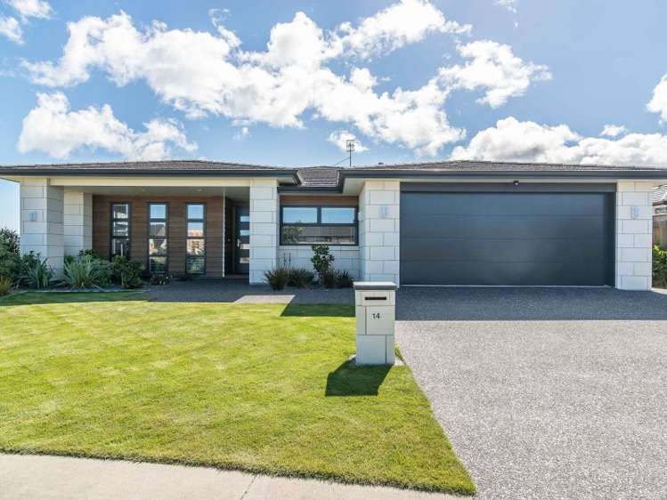 14 Taranui Way Paraparaumu Beach_1