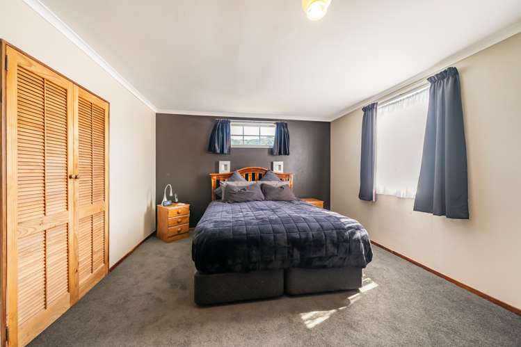 18 Akron Grove Totara Park_9