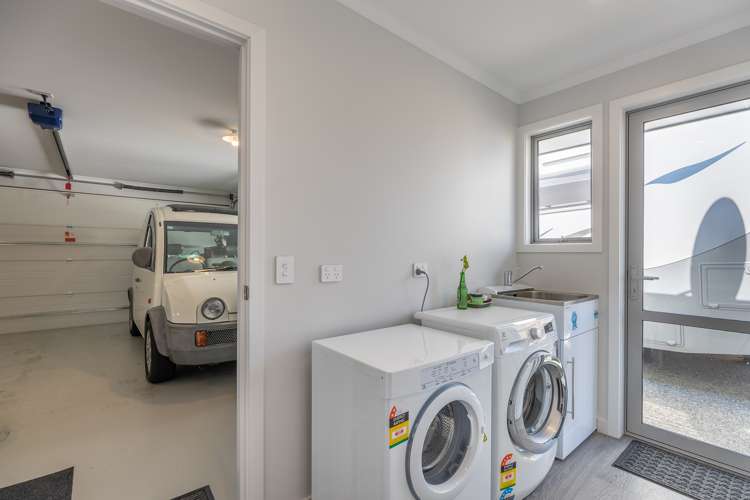 24 Curtis Street Stoke_16