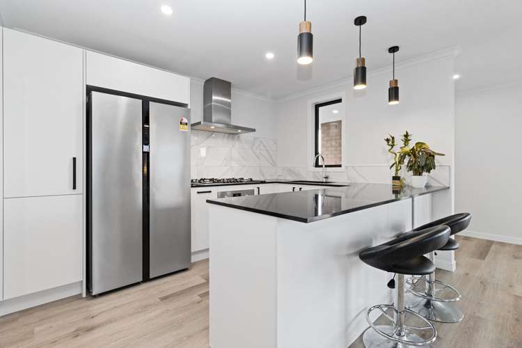 8 Waitihi Way 2612_4