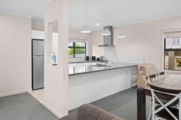 3/353 Hukanui Road Rototuna_3