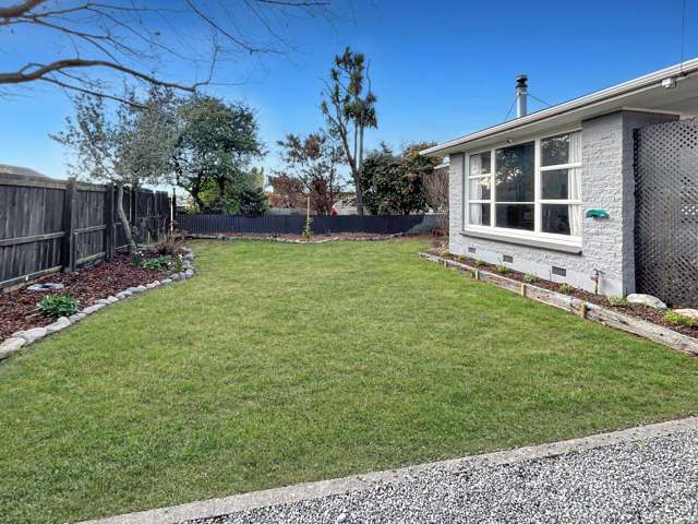 RANGIORA  FOUR BEDROOMS, ONE BATHROOM, SINGLE GARAGE, LOW MAINTENANCE