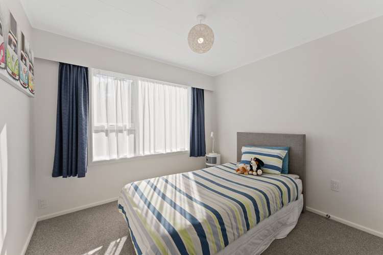 37 Holland Street Wainuiomata_14