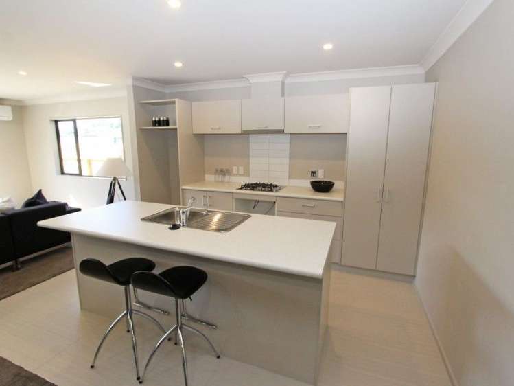 17a Moonsail Drive Whitby_2