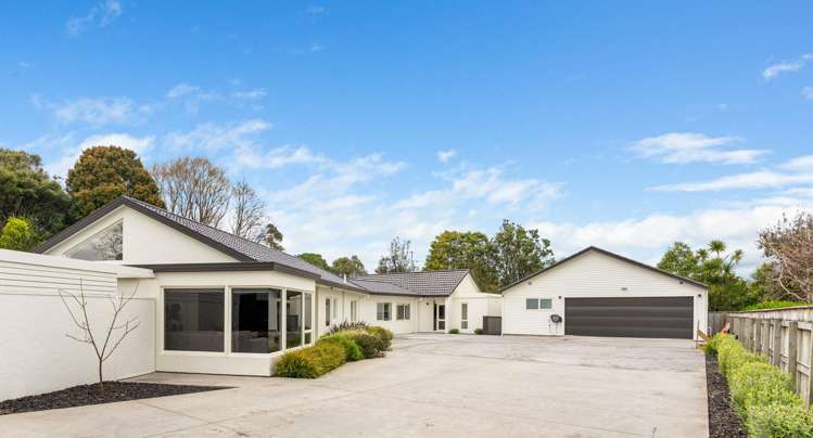 52 County Road Otaki_1