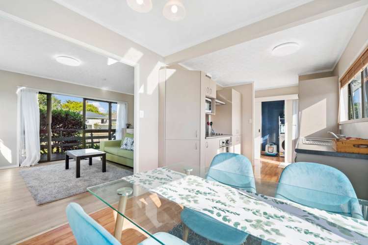 5 Stoll Place Clendon Park_9