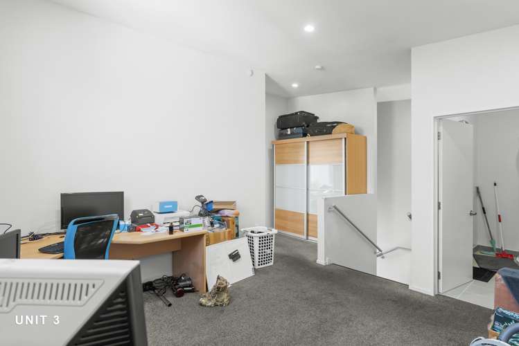 9 Hands Road Middleton_24