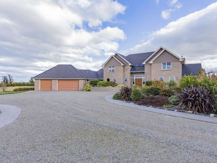 56 Davis Road Cust_4