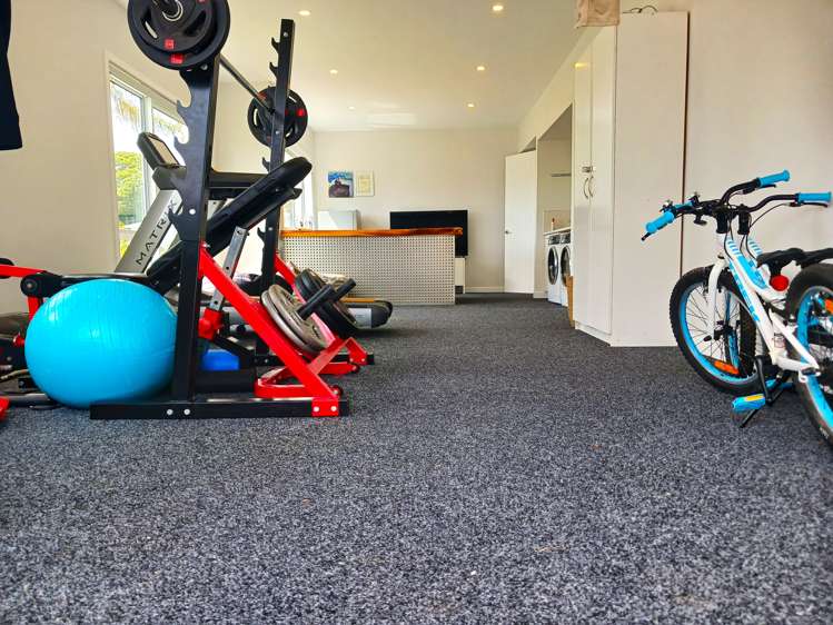 2 Sunset Heights Cable Bay_34