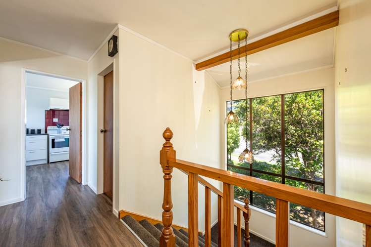 90 Tweed Road Papakowhai_14