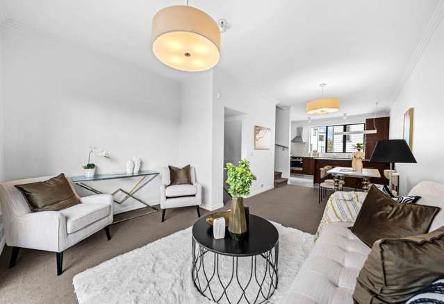 84 Norwood Drive Flat Bush_3