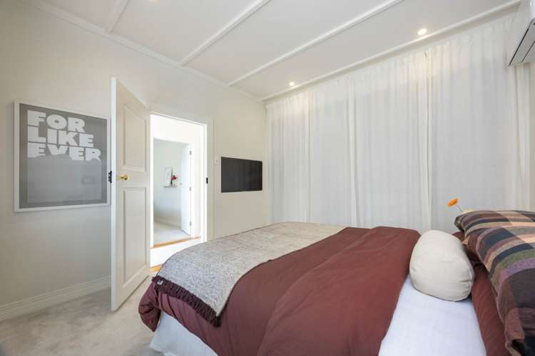 703 Huia Road Parau_11