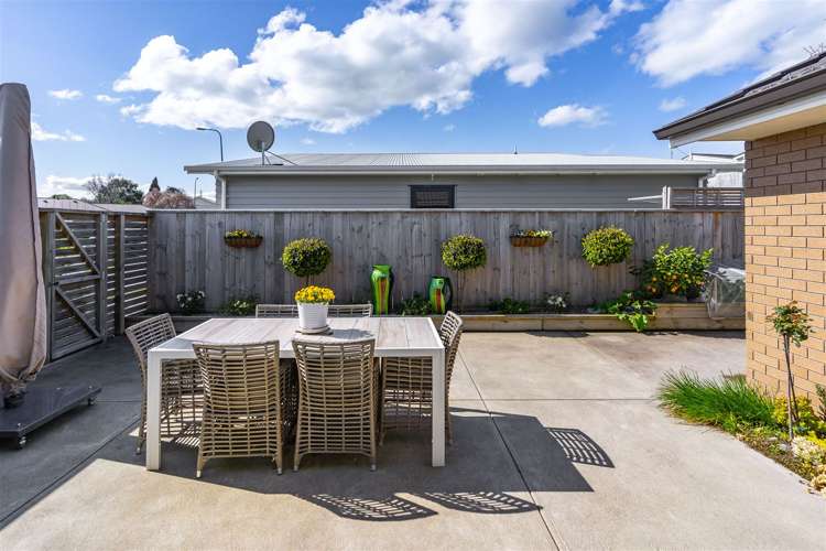 5 Tarata Grove Masterton_14