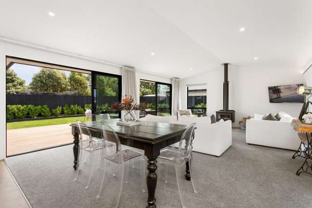 52 Suffolk Drive Kirwee_1