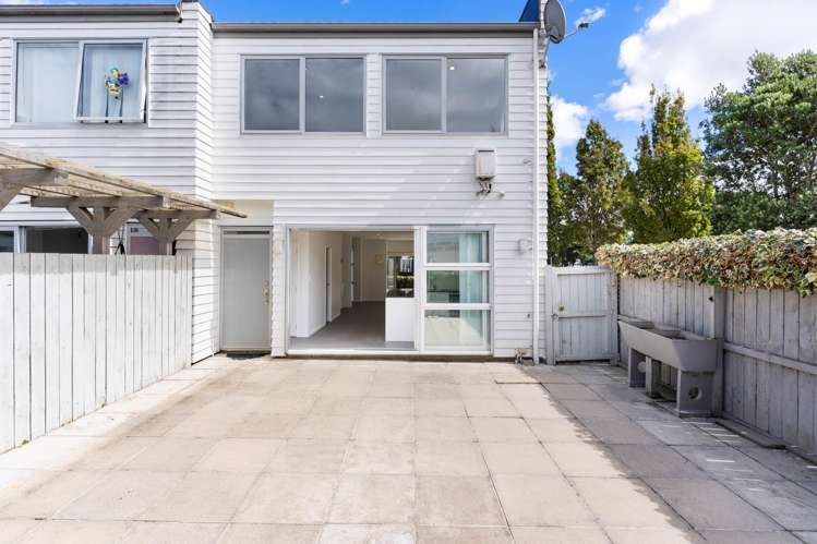 77 Popokatea Drive Takanini_7