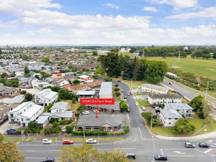 5/240 Old Farm Road Hillcrest_17