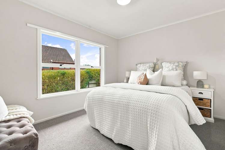 1/497 Beach Road Murrays Bay_12