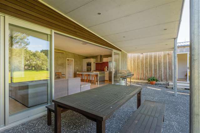 111 Kauri Crescent Matarangi_3