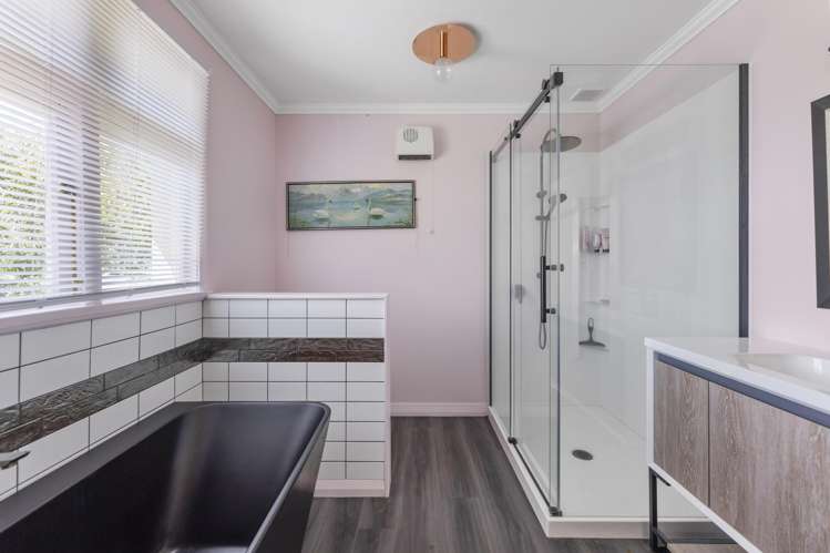 54 Hall Road Sawyers Bay_12