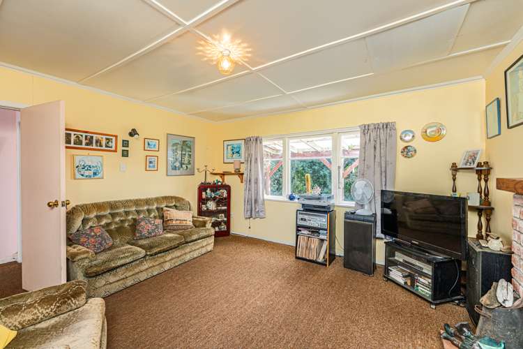 5 Gawler Street Te Horo Beach_15