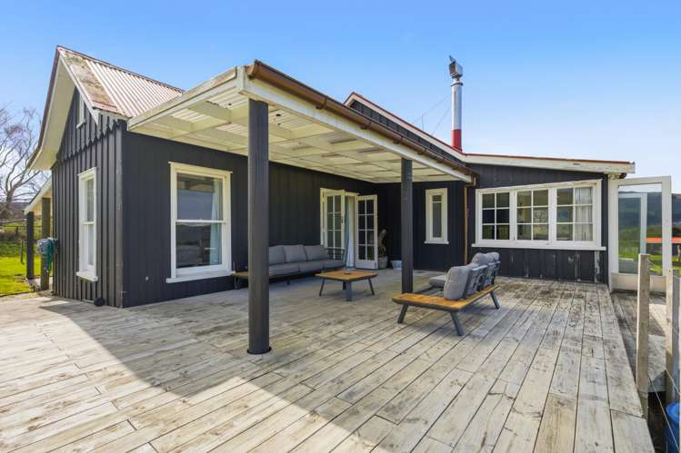 25 Kahikatea Drive Kinloch_11