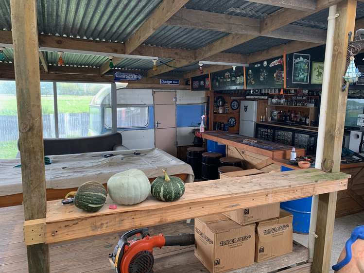 196 School Road Paeroa_11