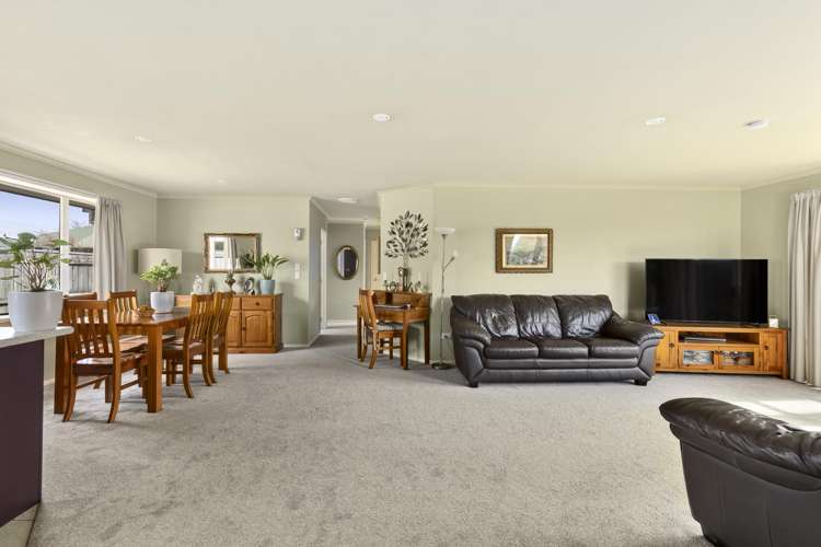 70 Sanderlane Drive_0