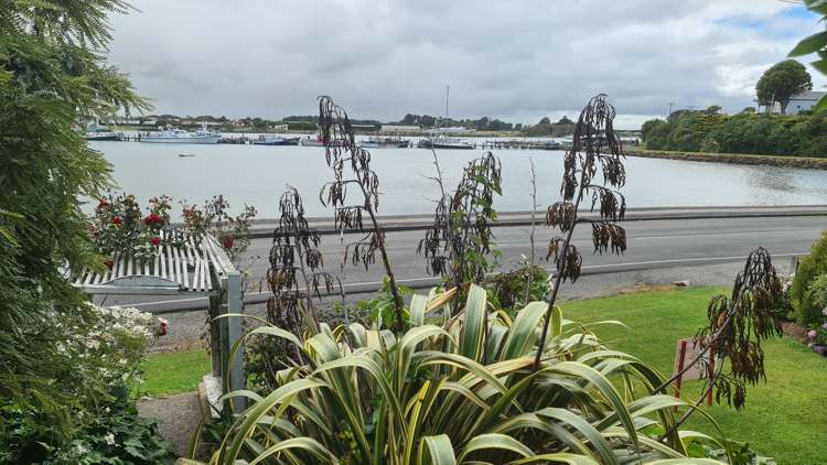 9 Bay Road Riverton_1