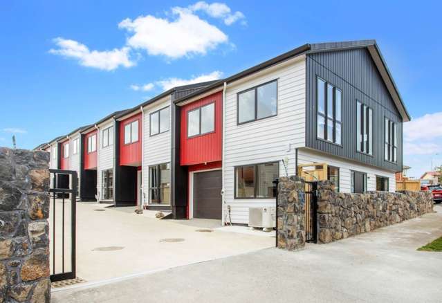2/4 Delemere Place Glen Innes_1