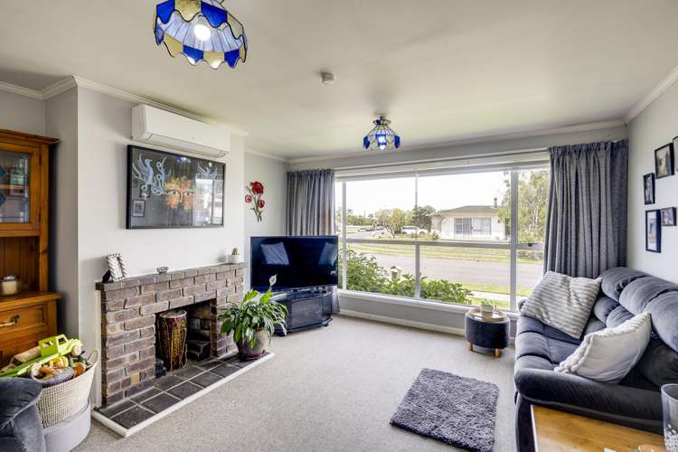 32 Skerrett Crescent Tamatea_2