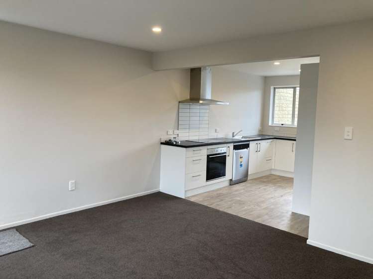 3/16 Seymour Street 10180_2