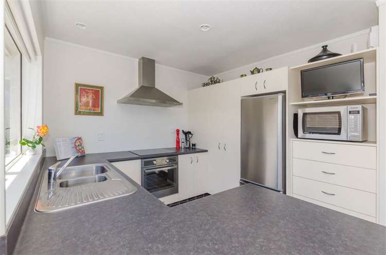 35 Raumati Road Raumati Beach_7