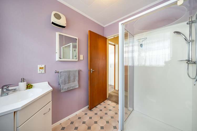 9b Haylock Grove Totara Park_7