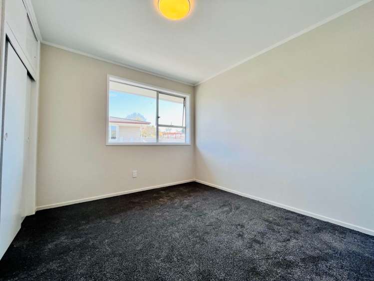 35 Advene Road Cockle Bay_11