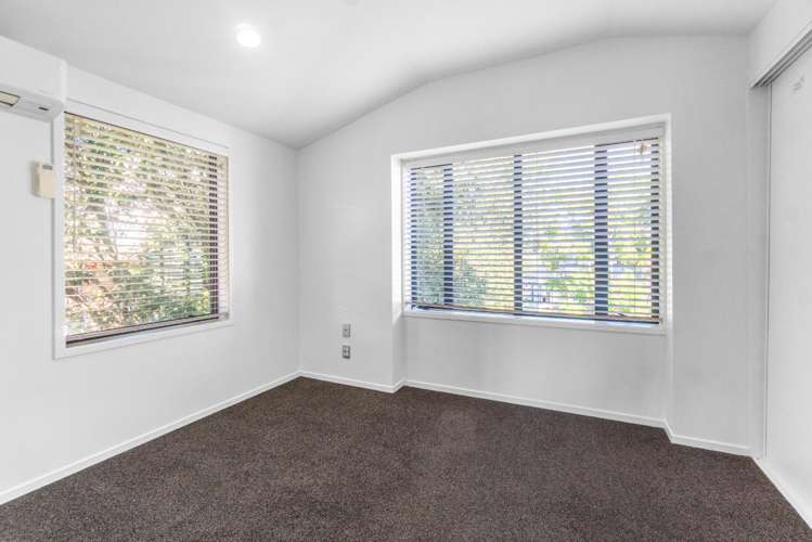 8 Cotesmore Way 1761_11