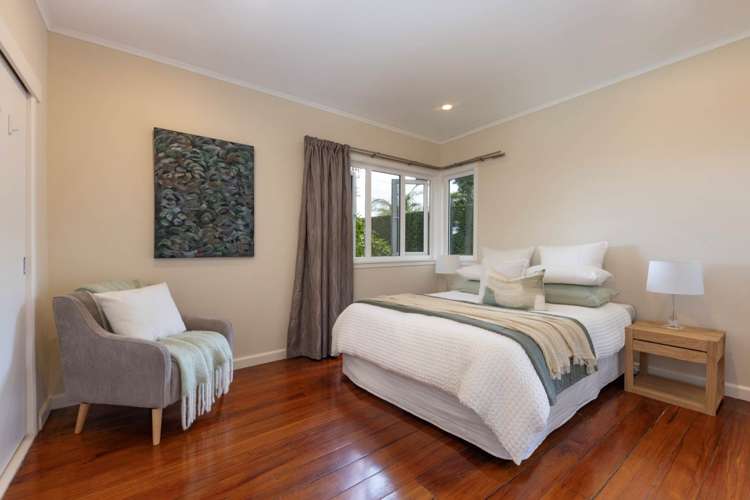 125 Seabrook Avenue New Lynn_9