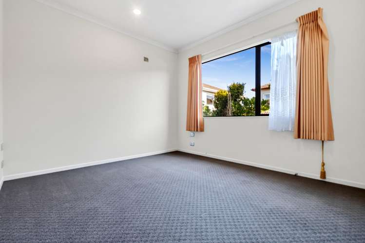 17 Norwood Drive Flat Bush_14