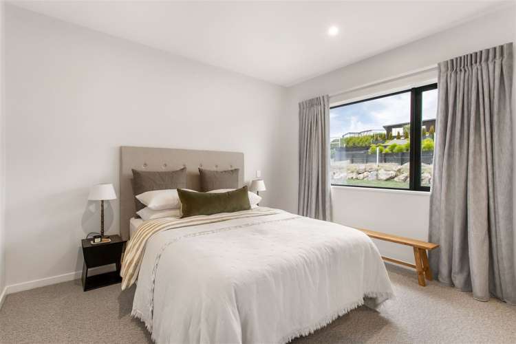 6 Hewers Lane Kennedys Bush_16